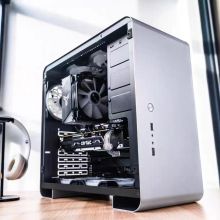 国产 黑苹果I9 10900k黑苹果音乐电脑制作主机（32g/8TB  8核16线程、Gigabyte技嘉Z490UD主板、盈通RX560  4G独立显卡航嘉MVP K600模组电池）
